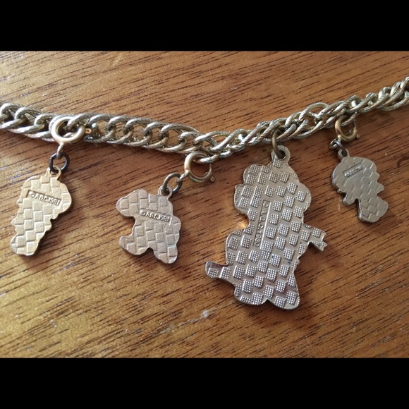 Strawberry Shortcake Charm Bracelet - Picture 4 of 4